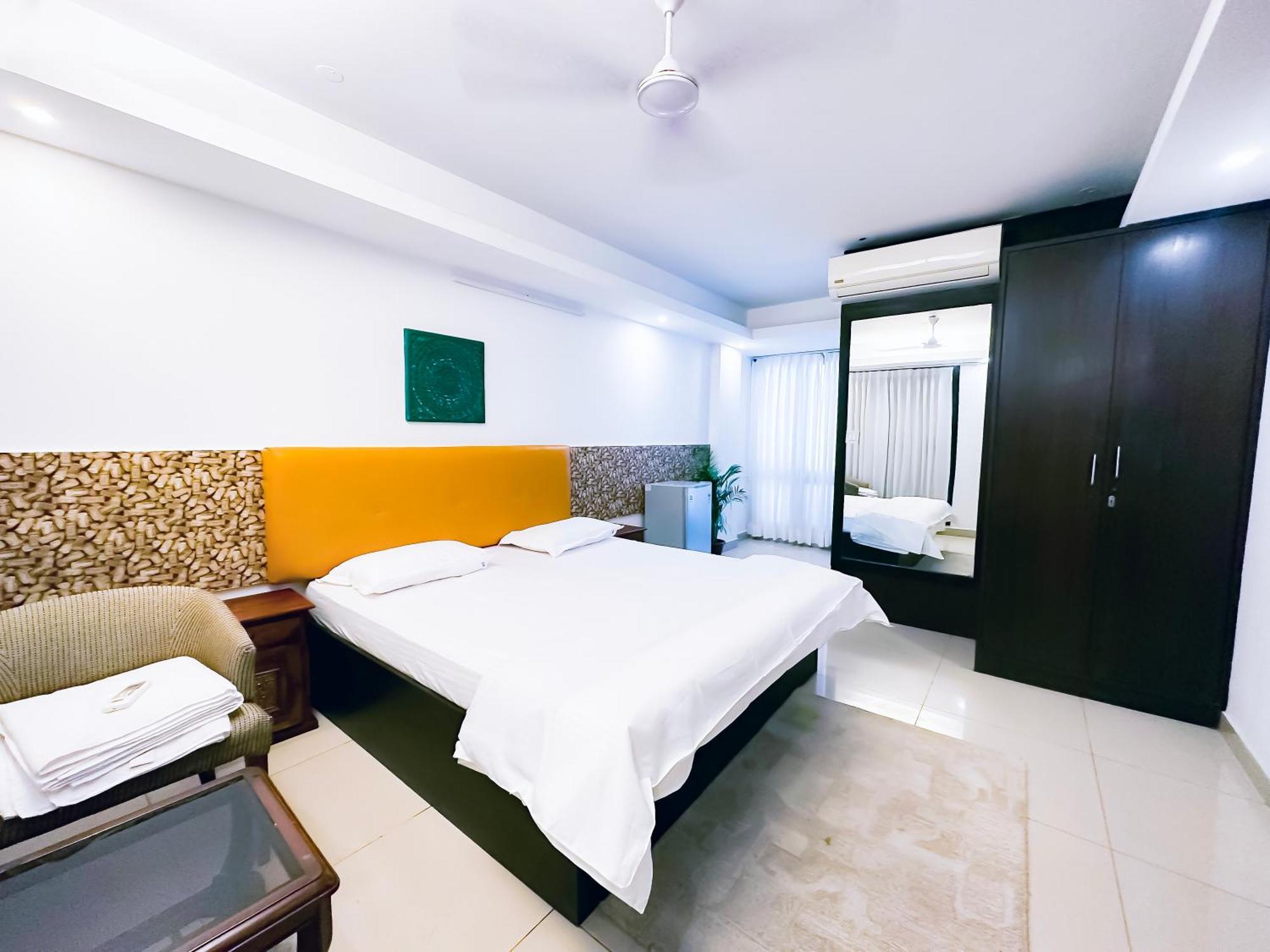Hauz Khas House Panzió Új-Delhi Kültér fotó